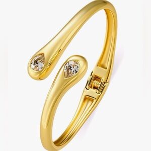 NEW 18k Gold Plated Elegant Gold Bracelet with CZ Accents